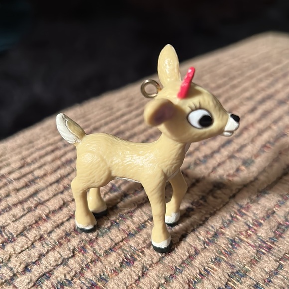 Clarice from Rudolph the red nosed reindeer - Picture 5 of 7